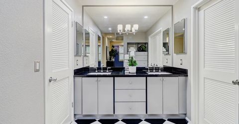 476 Wyndgate Rd, Sacramento, CA 95864 Photo