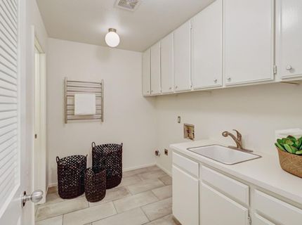 476 Wyndgate Rd, Sacramento, CA 95864 Photo