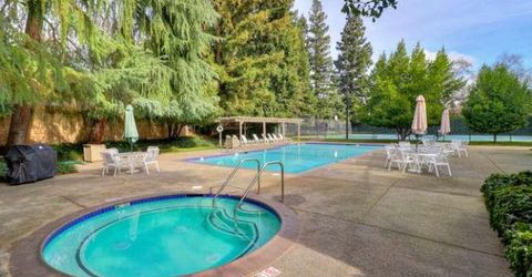 476 Wyndgate Rd, Sacramento, CA 95864 Photo