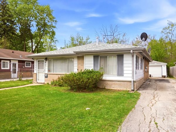 1360 Balmoral Avenue , Calumet City, IL 60409