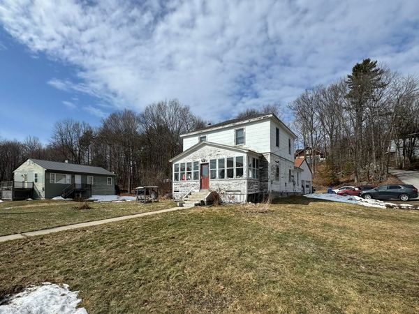 66 Winter Street, Newport, NH 03773