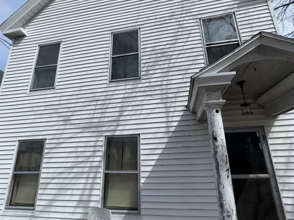 17 Perham Street, Nashua, NH 03064