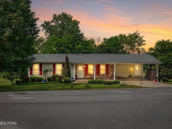 176 County Road 532 , Etowah, TN 37331