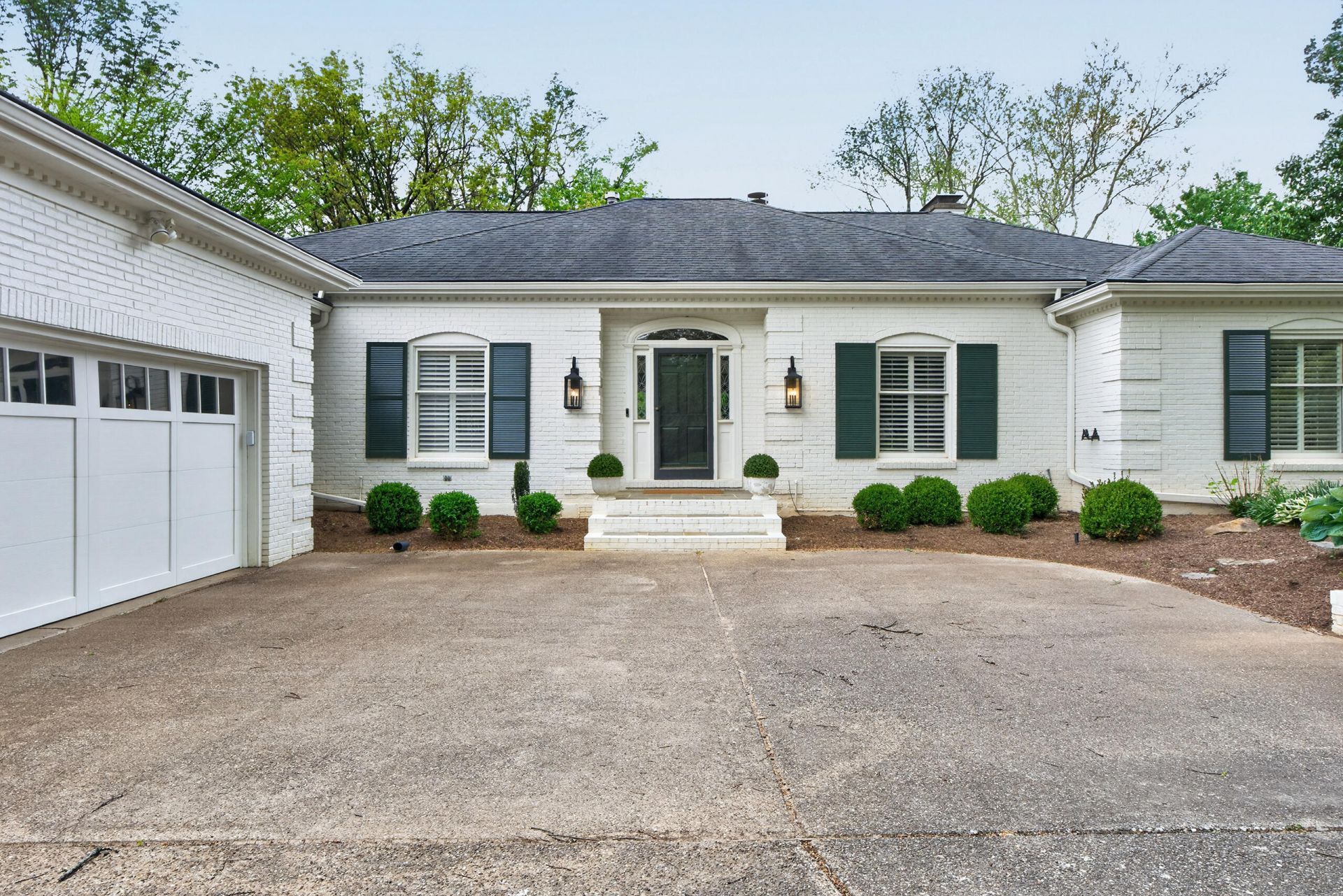 2044 Bridgeport Drive, Lexington, KY 40502