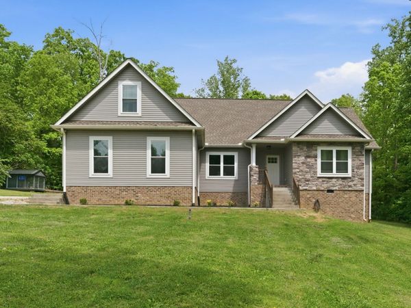 1091 Garton Rd , Burns, TN 37029