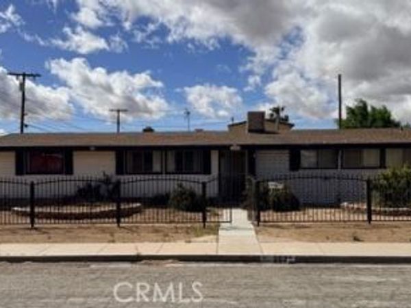 2038 Trinity, Mojave, CA 93501