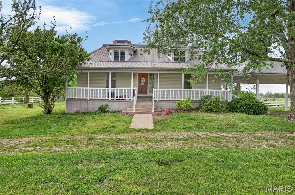 2431 W Elm Street, Lebanon, MO 65536 Main Photo