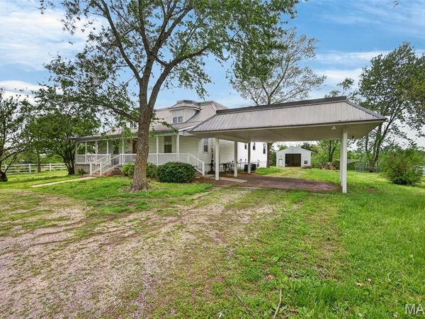 2431 W Elm Street , Lebanon, MO 65536