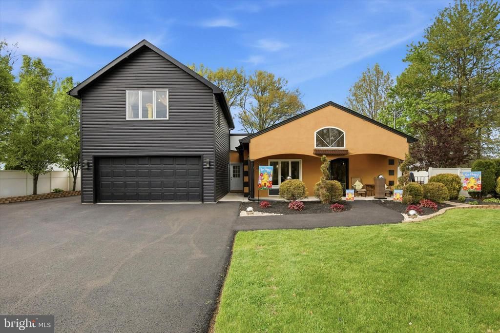 228 BRIDGE STREET, COLLEGEVILLE, PA 19426