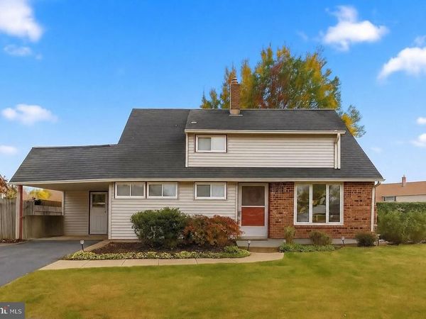 289 GOLDENRIDGE DRIVE, LEVITTOWN, PA 19057