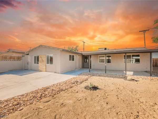 5104 Del Rey Avenue , Las Vegas, NV 89146