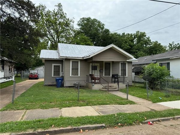 1933 ORCHARD Street, Alexandria, LA 71301