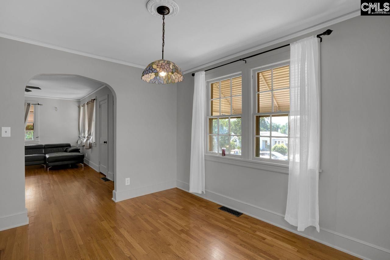 1612 C Avenue  Photo 4