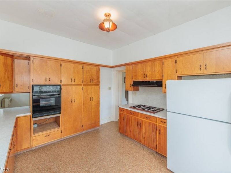 110 Courtland Street, Wellington, OH 44090 Photo 6