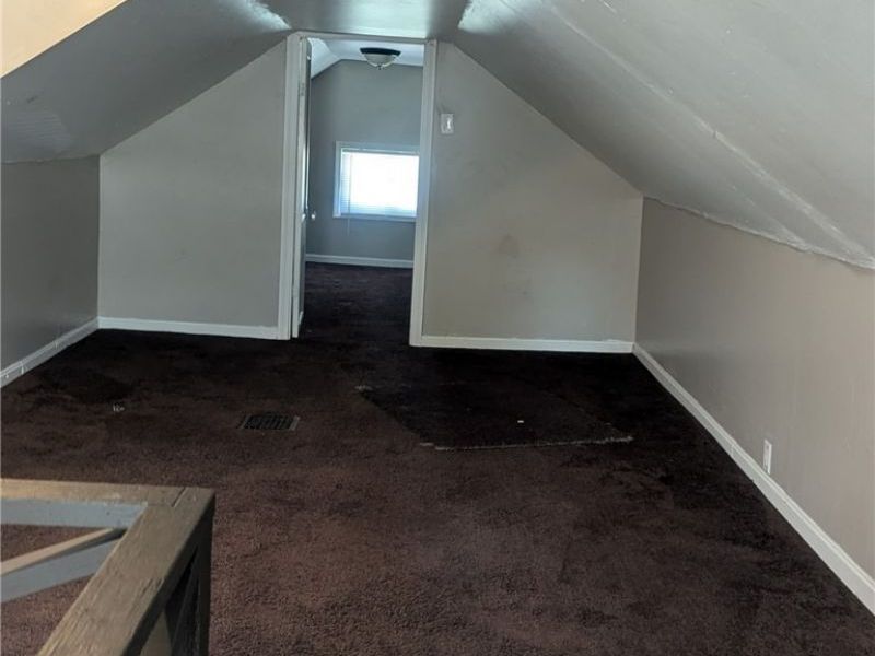 994 Peerless Avenue, Akron, OH 44320 Photo 11