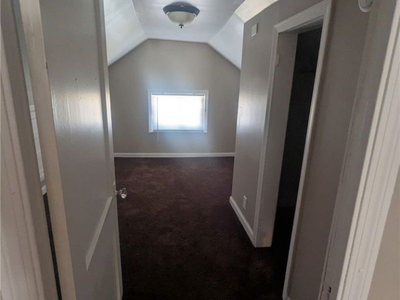 994 Peerless Avenue, Akron, OH 44320 Photo 13