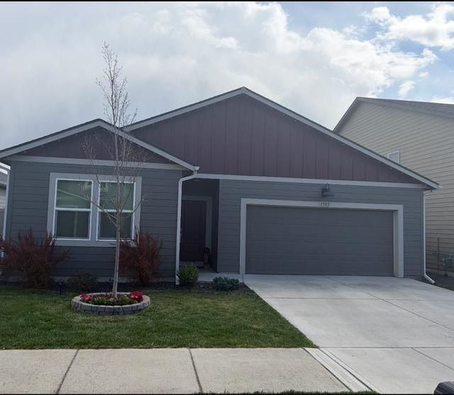 5909 W Jamestown Ln primary photo