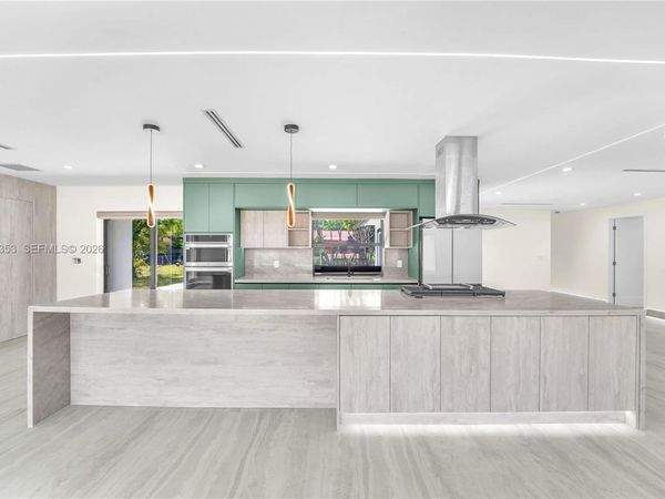 4700 SW 110th Ave , Davie, FL 33328