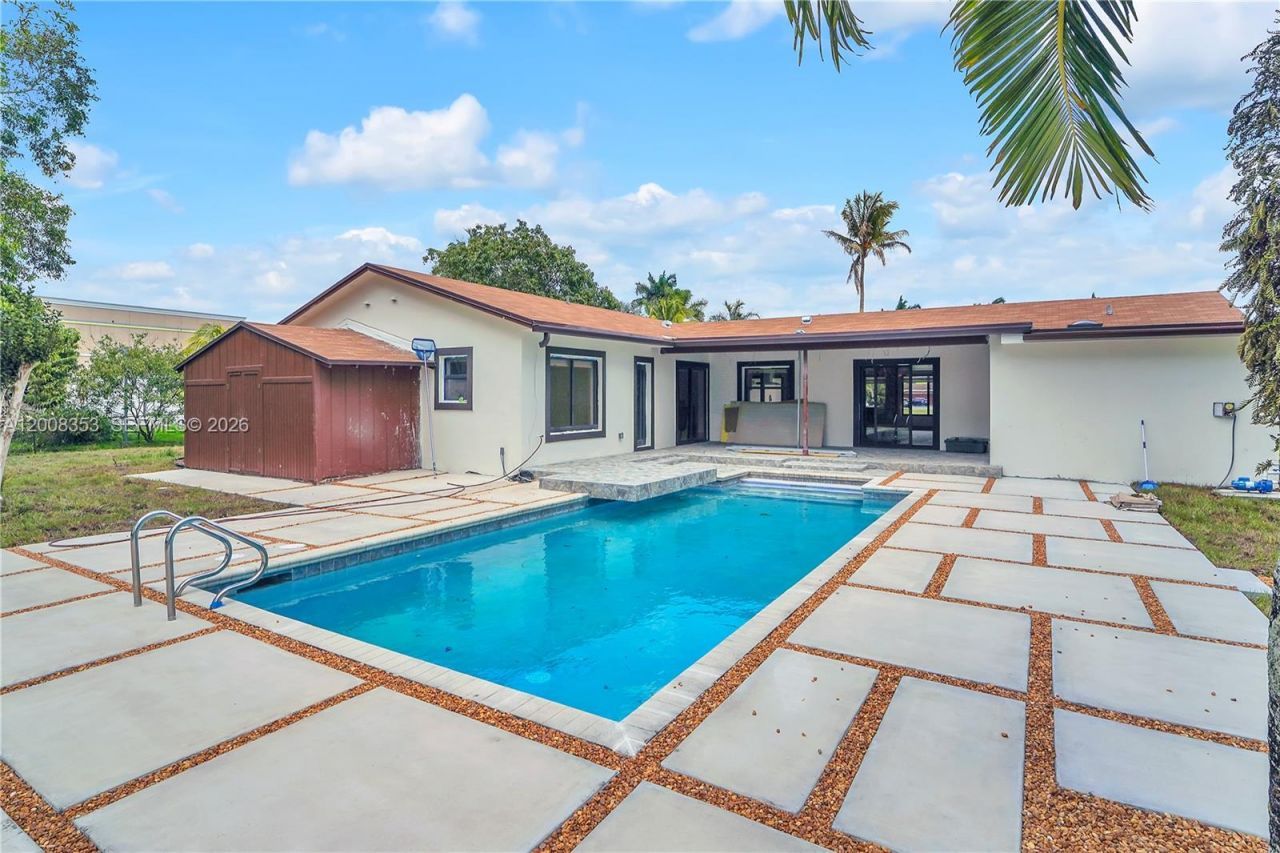 4700 SW 110th Ave, Davie, FL 33328 Photo