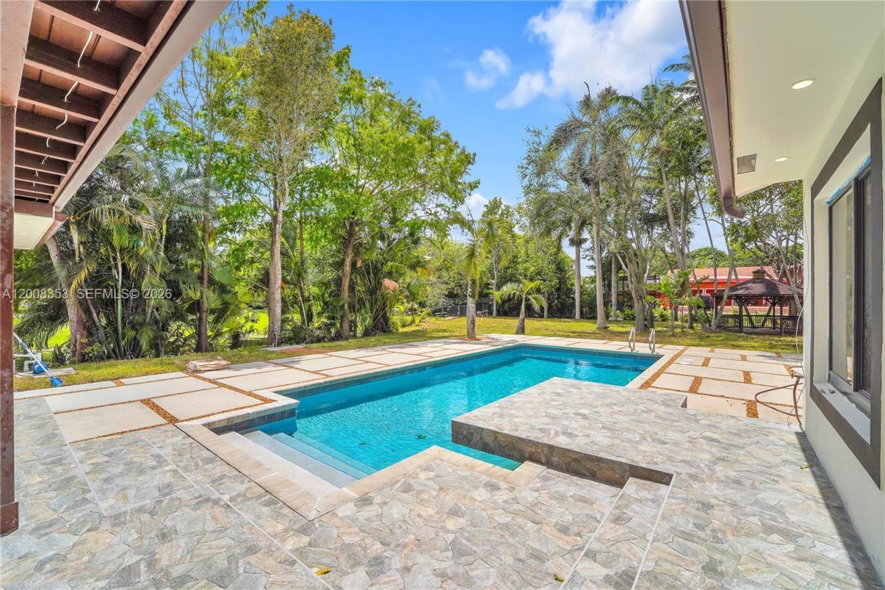 4700 SW 110th Ave, Davie, FL 33328 Photo