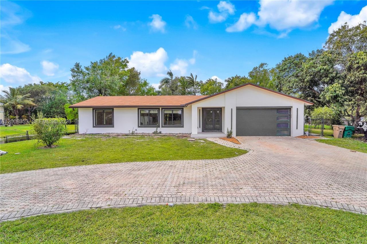 4700 SW 110th Ave, Davie, FL 33328 Photo