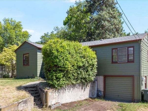 1628 Parker Street, Ashland, OR 97520
