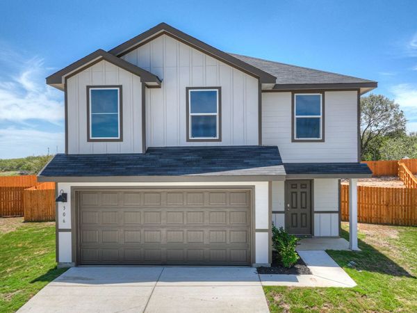 306 Windflower Cove, Luling, TX 78648