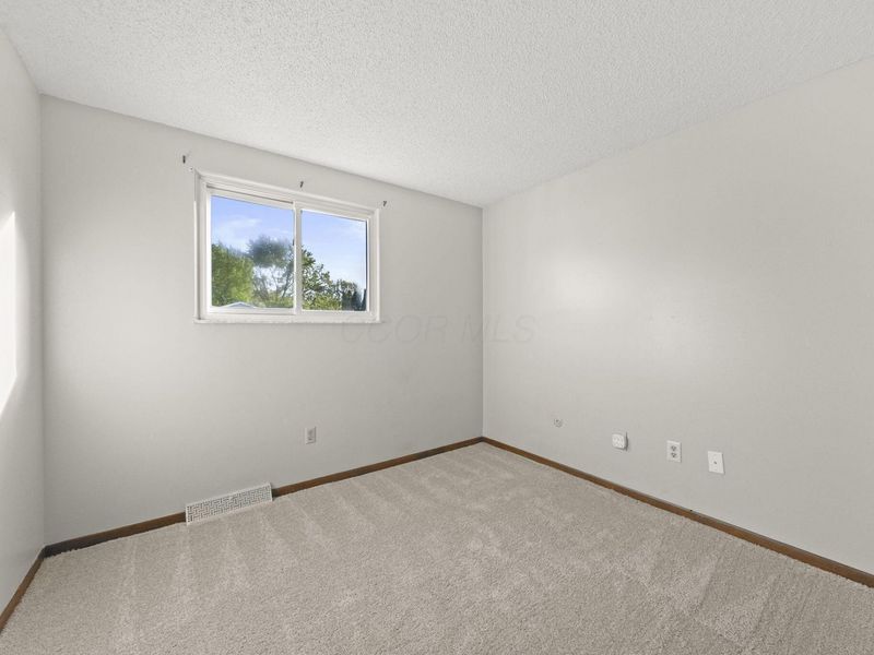 5392 Carbondale Drive, Columbus, OH 43232 Photo 28