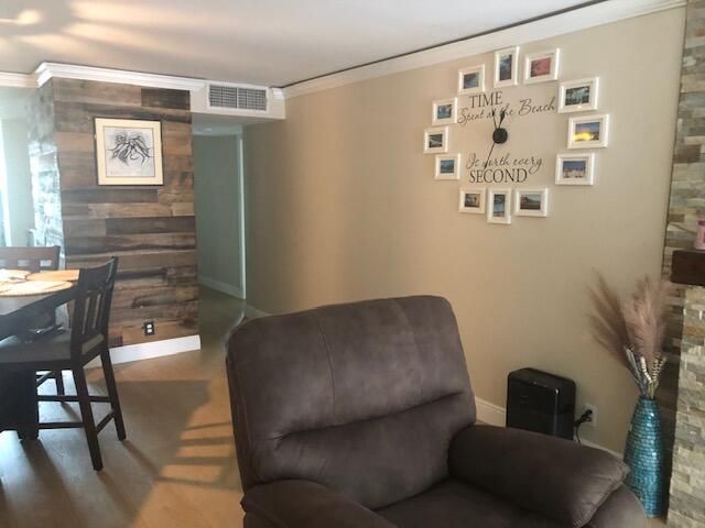 2029 N Ocean Boulevard, Unit 209, Fort Lauderdale, FL 33305 Photo