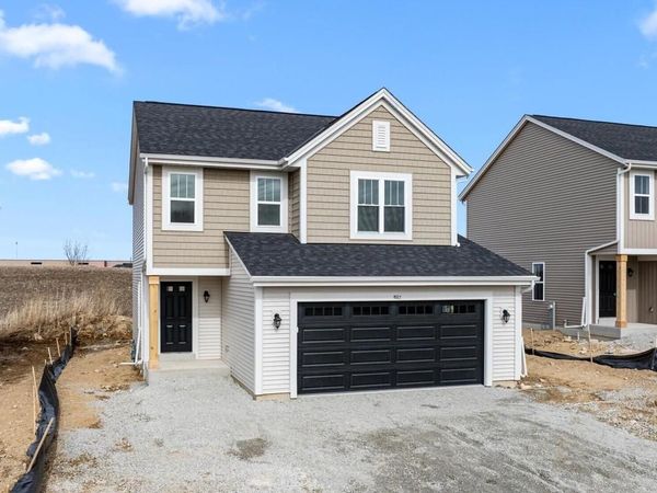 621 Belmont DRIVE, Watertown, WI 53094