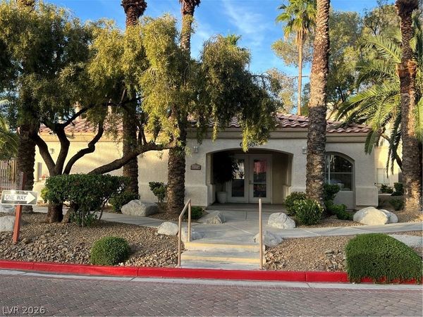 6480 Annie Oakley Drive , Unit 624, Las Vegas, NV 89120