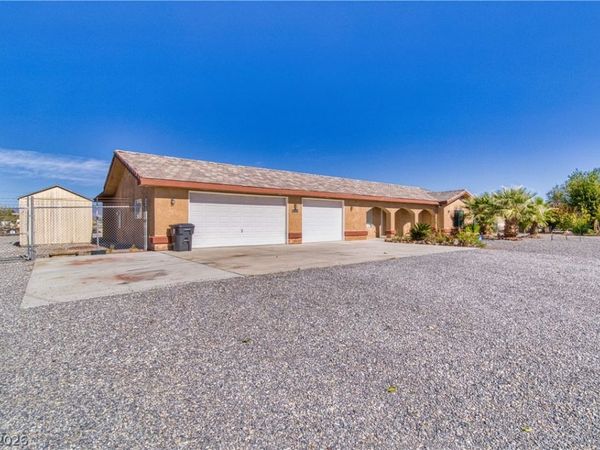 4900 E Cheyenne Way , Pahrump, NV 89061