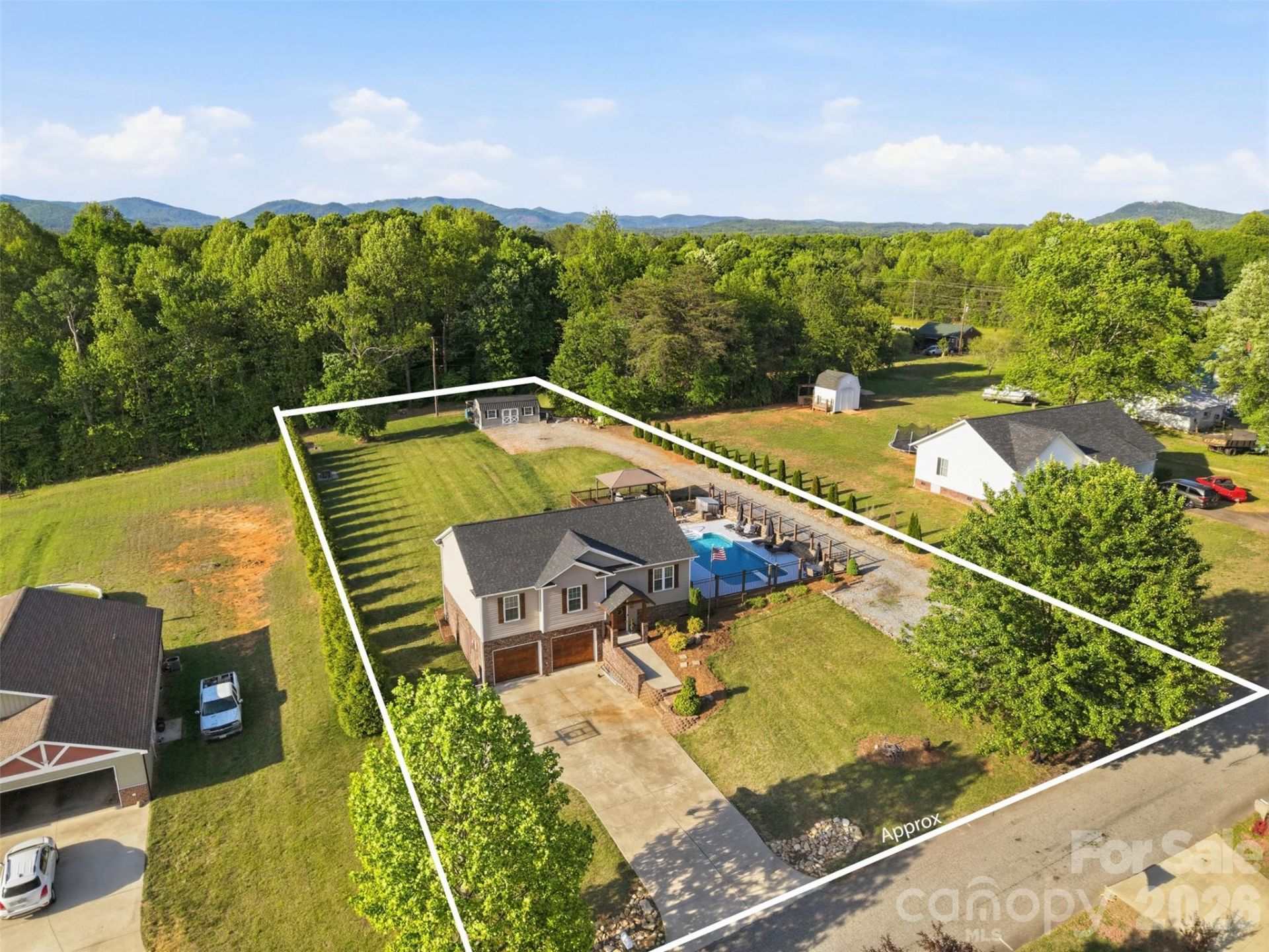 120 Walnut Lane, Taylorsville, NC 28681 Main Photo