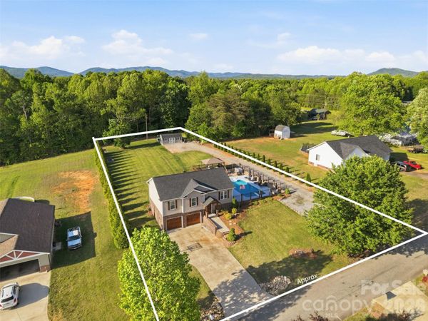 120 Walnut Lane, Taylorsville, NC 28681