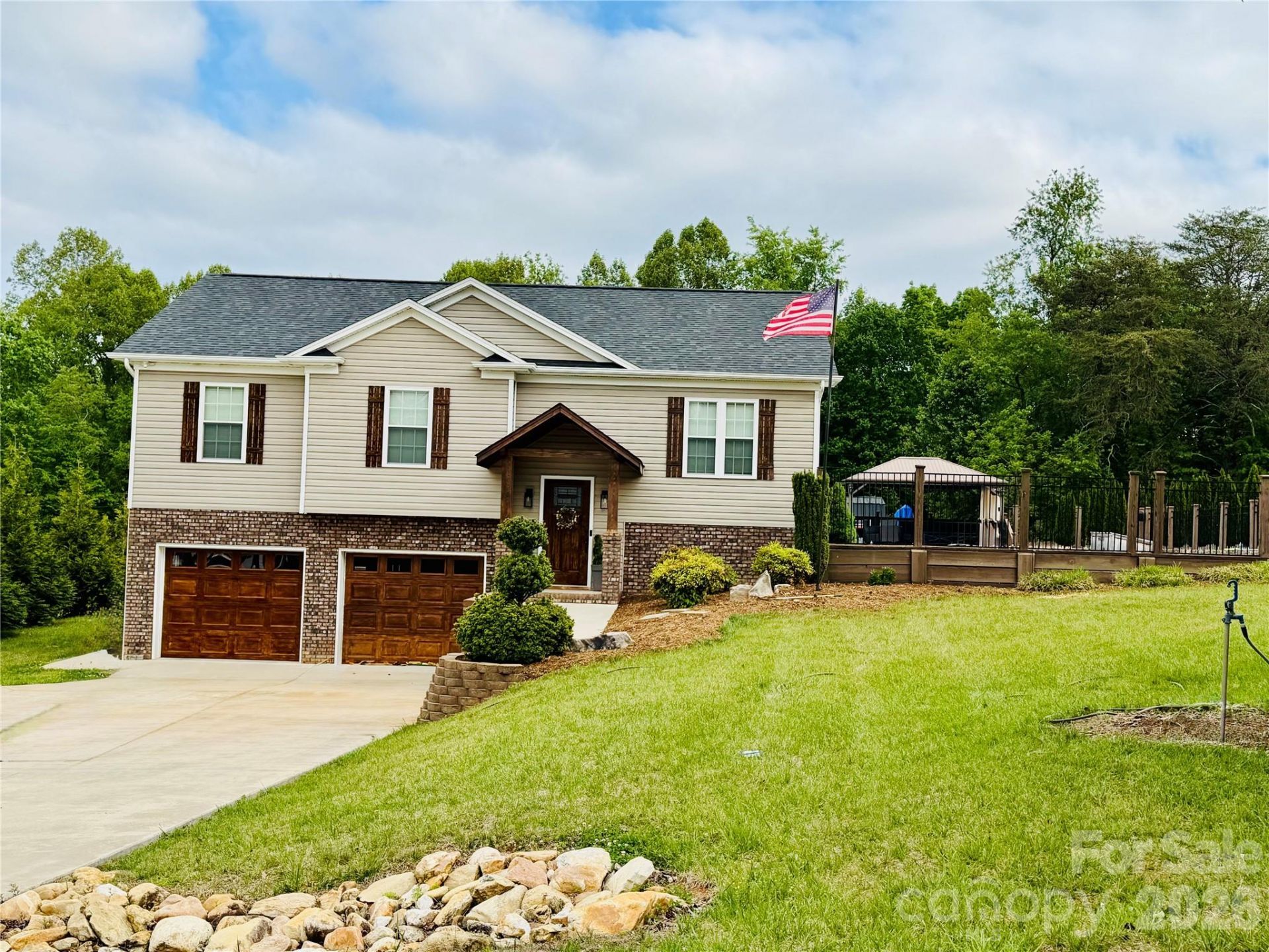 120 Walnut Lane, Taylorsville, NC 28681 Main Photo