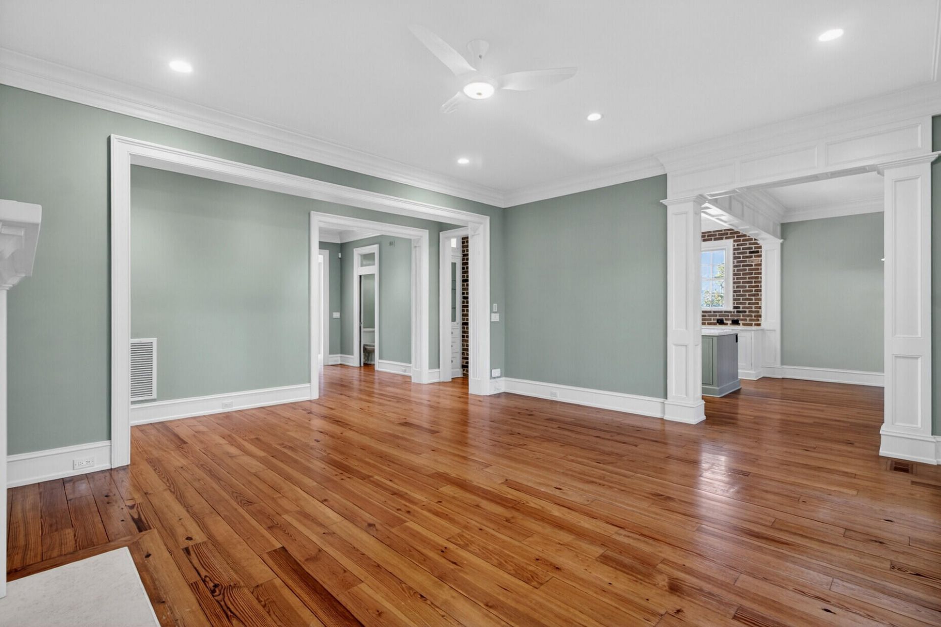 659 Island Park Drive Photo 27