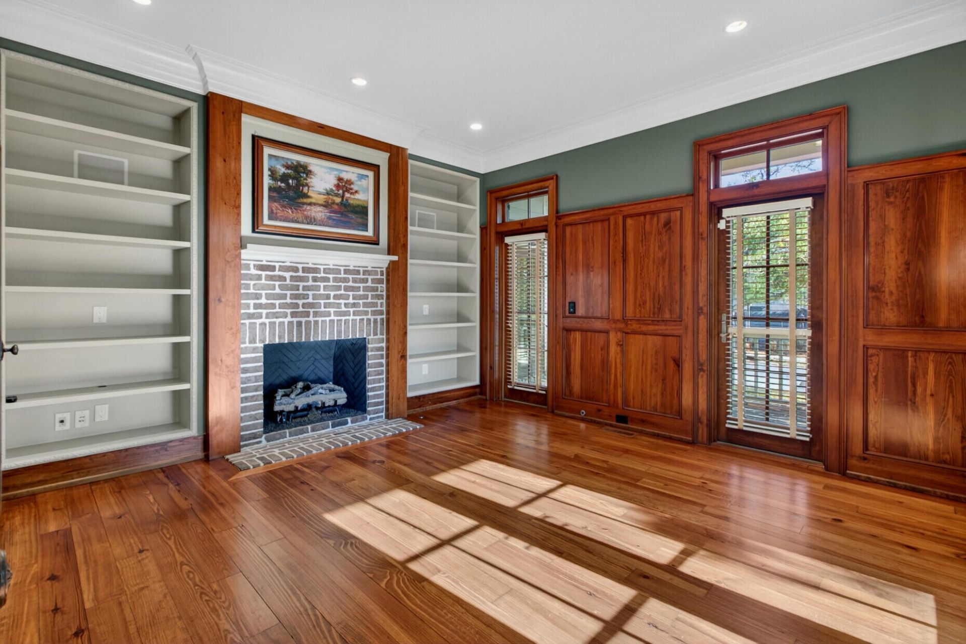 659 Island Park Drive Photo 28