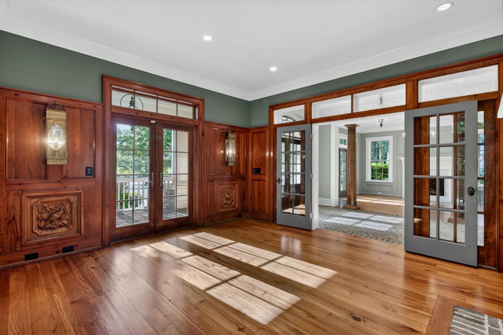 659 Island Park Drive Photo 29