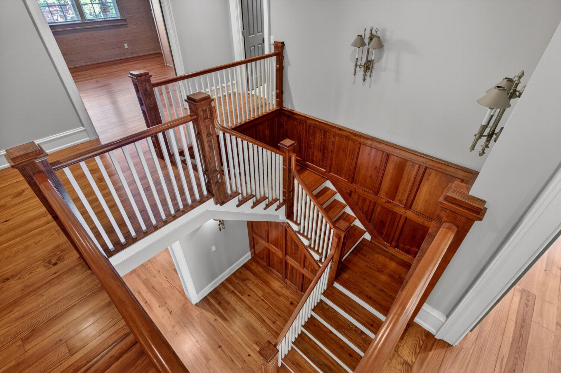 659 Island Park Drive Photo 37