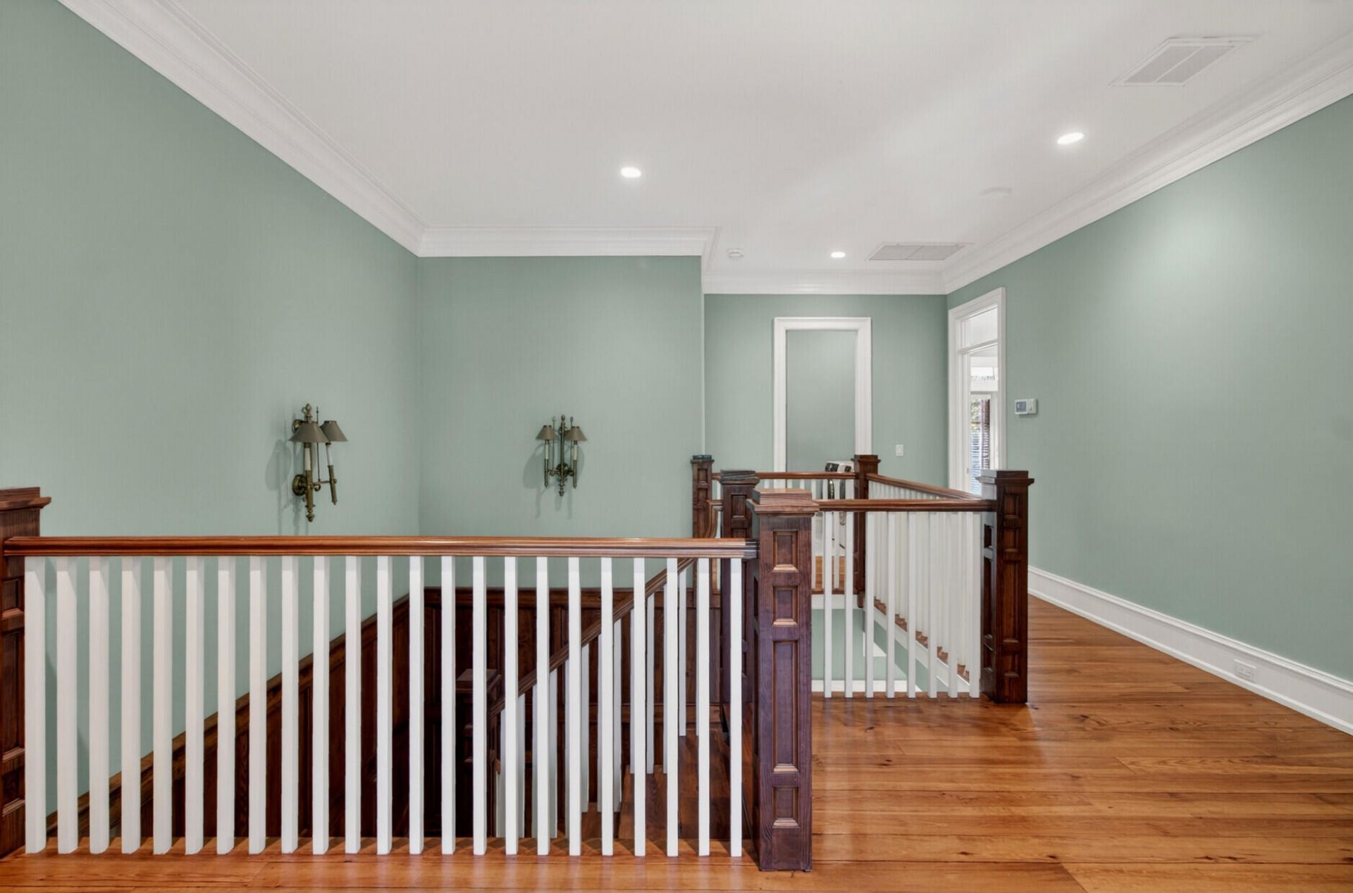 659 Island Park Drive Photo 38