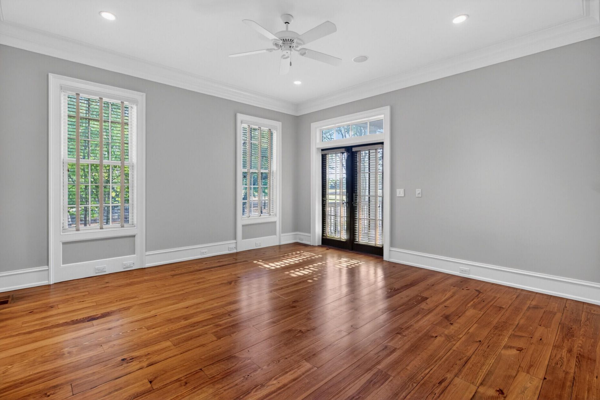 659 Island Park Drive Photo 47