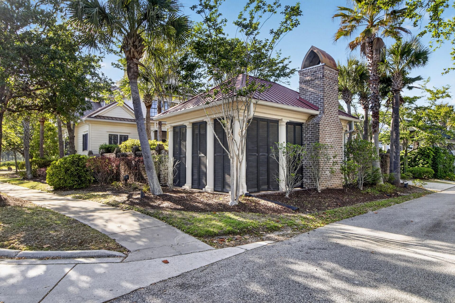 659 Island Park Drive Photo 64