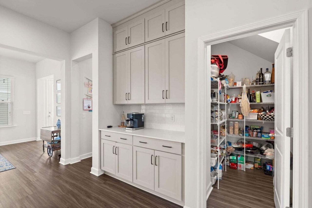 742 Myrtle Branch Street Photo 18