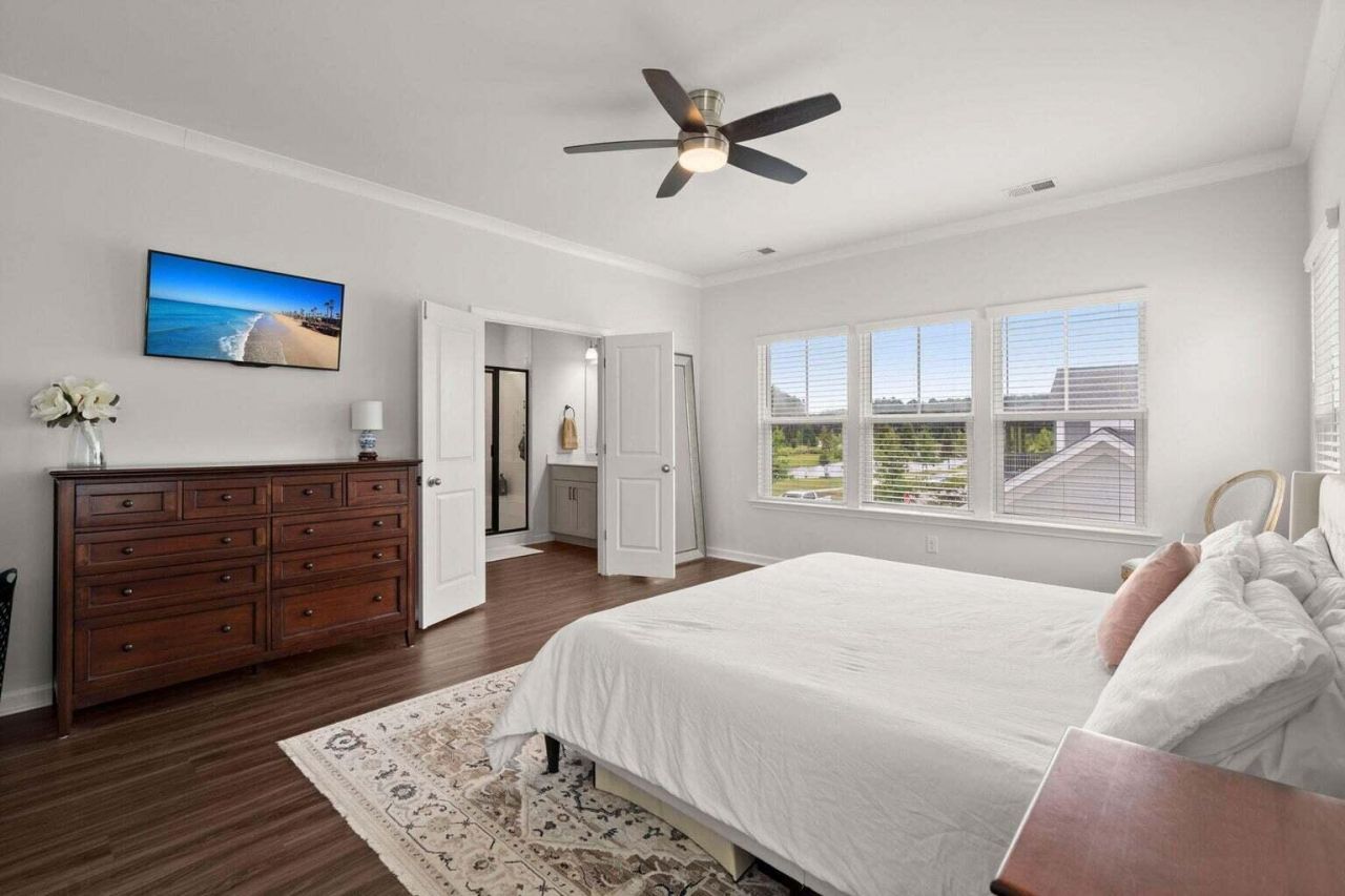 742 Myrtle Branch Street Photo 25