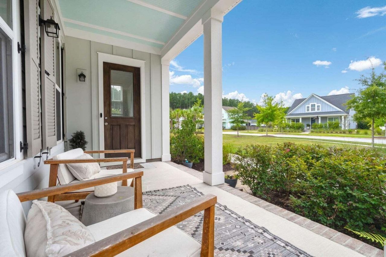 742 Myrtle Branch Street Photo 7