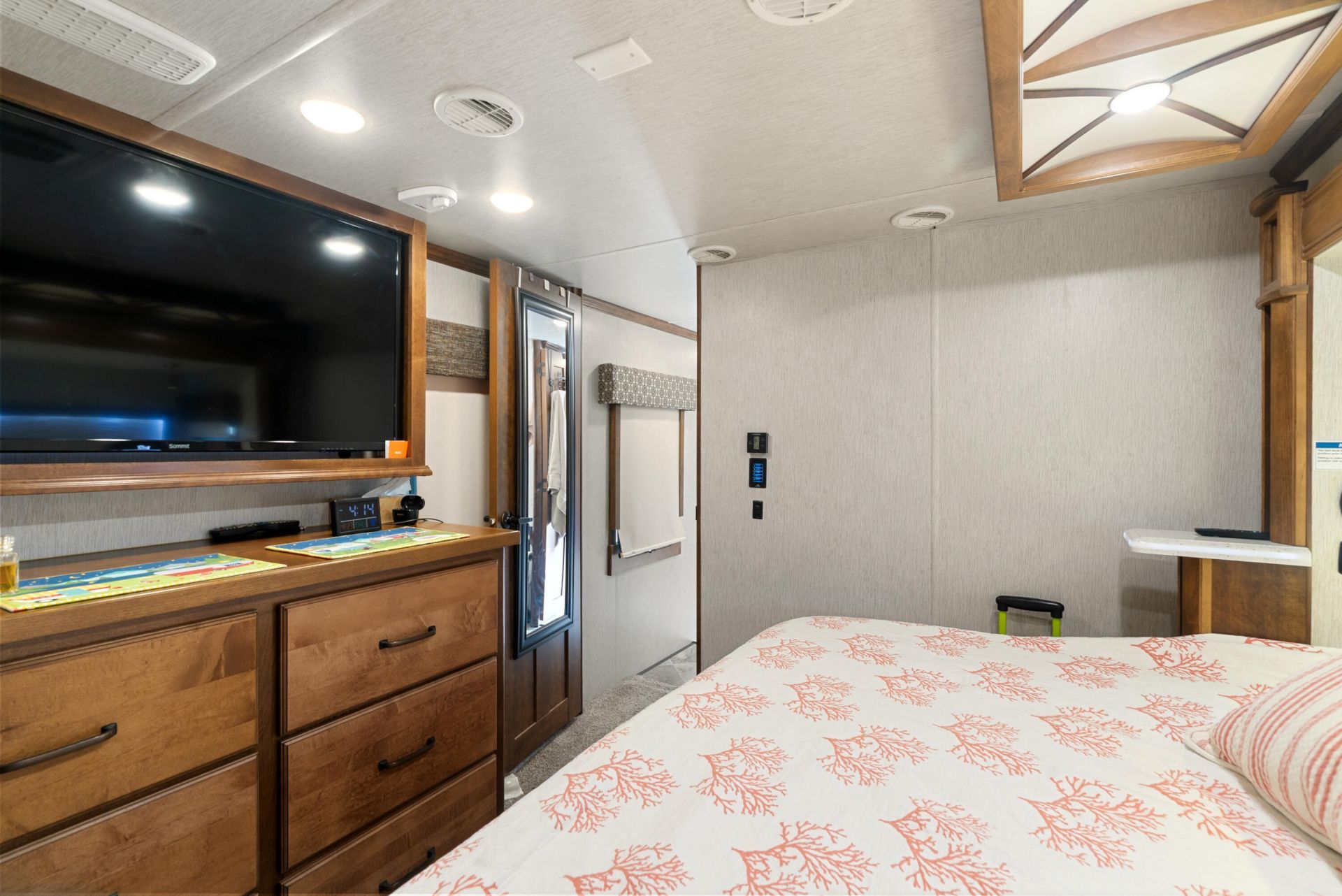 325 Calusa Street, Unit 222, Key Largo, FL 33037 Photo