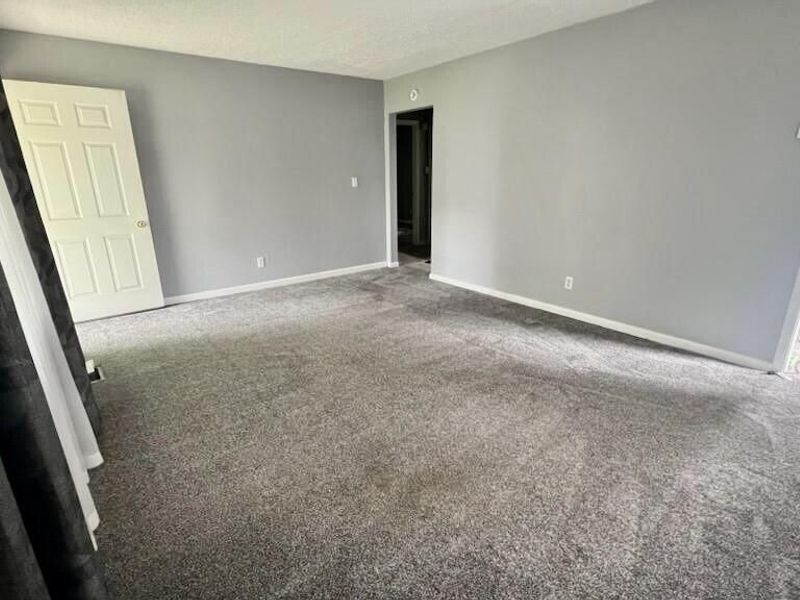 3384 Dresden Street, Columbus, OH 43224 Photo 4