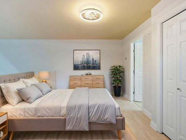 866 Goldstream Ave, Unit #407, Langford, BC V9B 2X9
