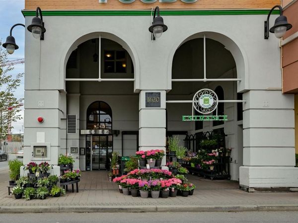 1620 McKenzie Ave , Unit 204, Saanich, BC V8N 0A1