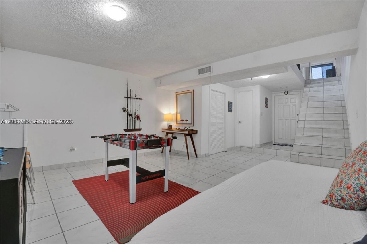 6821 Brookline Dr , Unit 6821, Hialeah, FL 33015 Photo